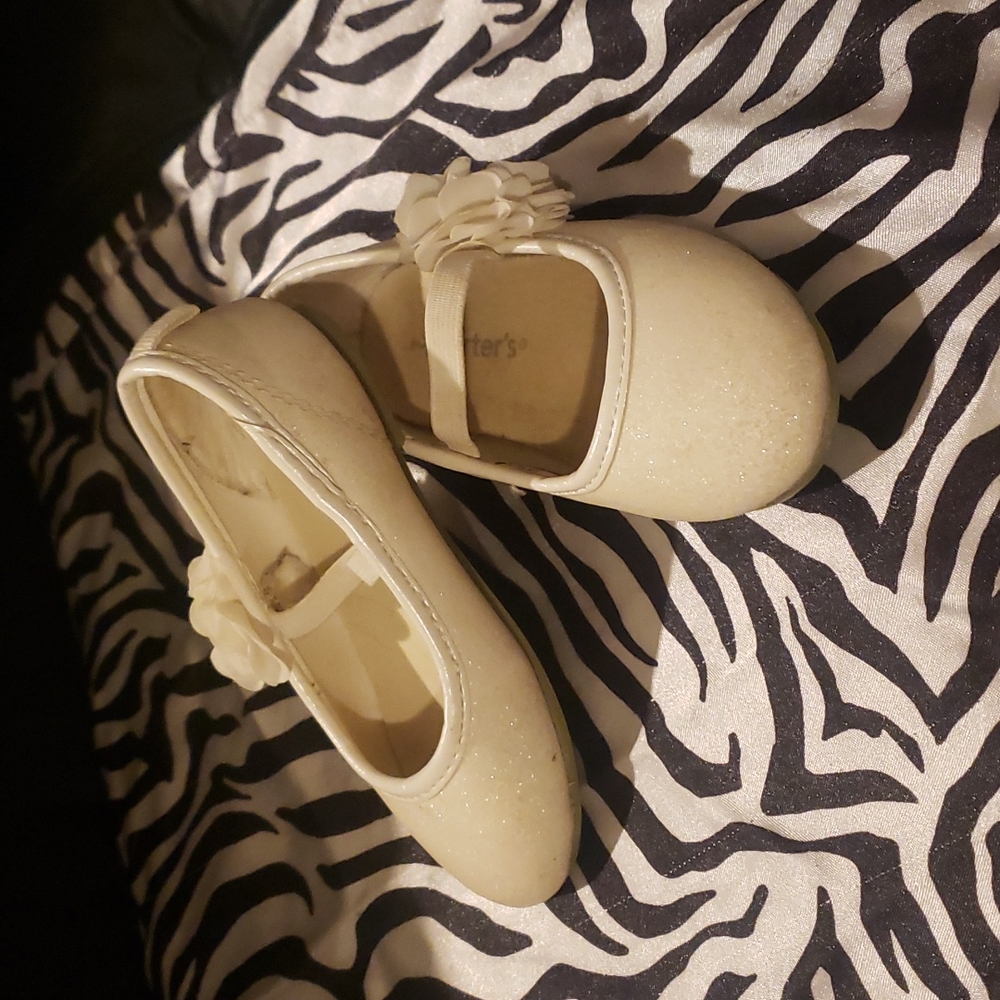 Dress shoes